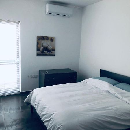 Ta XbiexStylish Retreat In Ta'Xbiexアパートメント エクステリア 写真